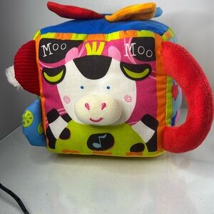 GUC Melissa & Doug  Plush Cow Animal Toy Cube- Baby toy